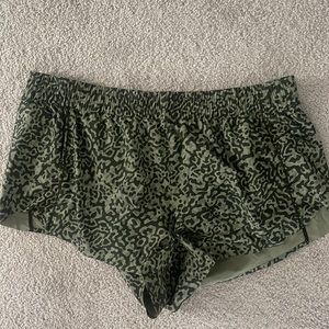 Athleta 3” hustle short